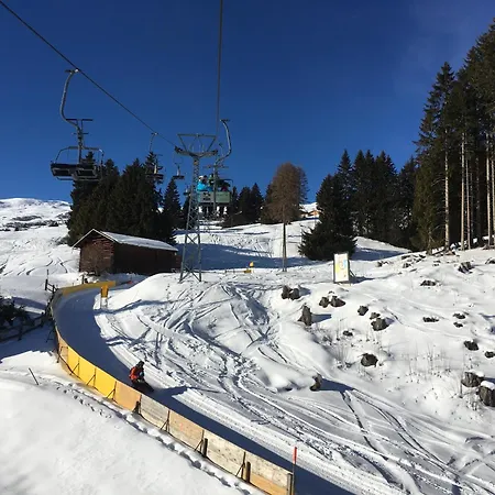 Lescha C2c * Sarn